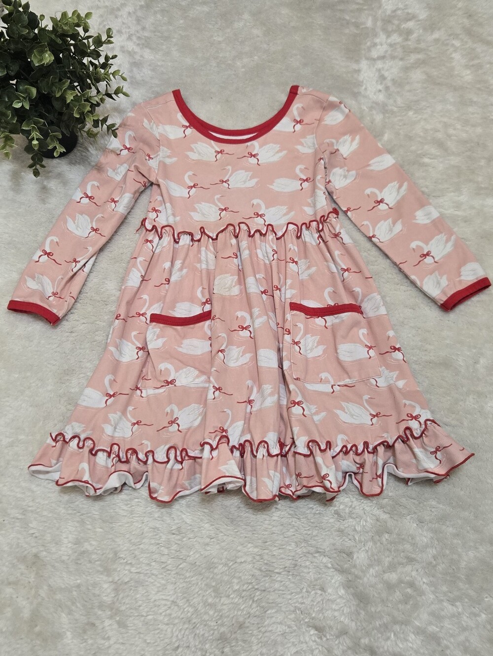 Serendipity by Shrimp and Grits kids Red Pink Swan Ribbon Long Sleeve Dress, M